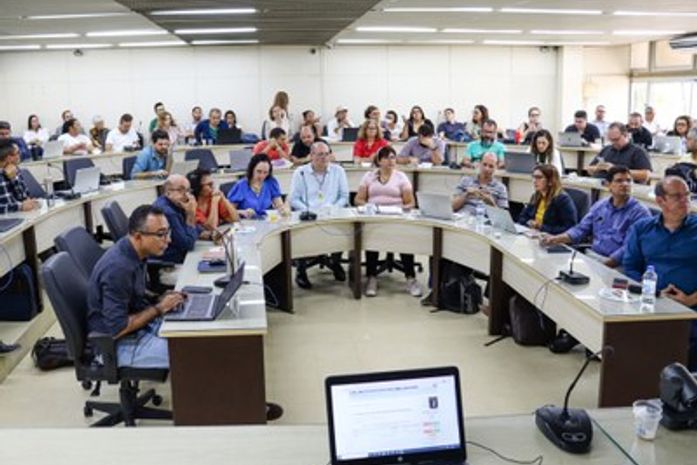 Consuni confirma Josealdo Tonholo para reitor da Ufal nos próximos 4 anos