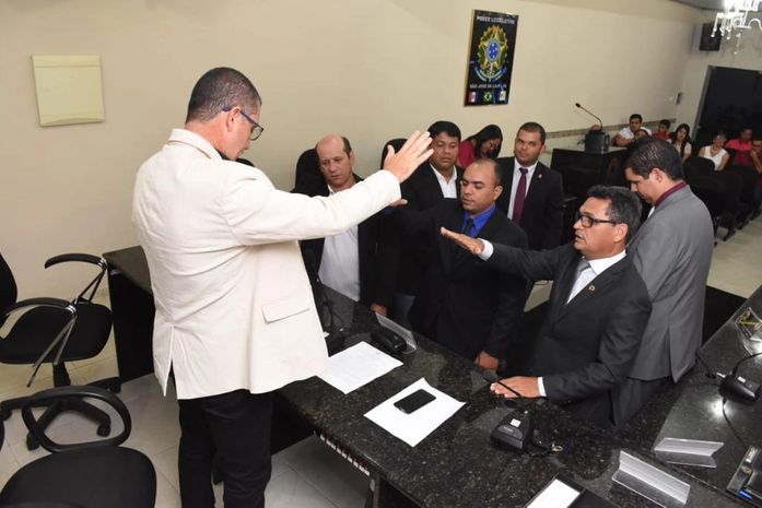 Vereador Marcos Mendes é reeleito presidente da Câmara Legislativa de São José da Laje, biênio 2019-2020