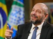 Lula demite presidente do INSS
