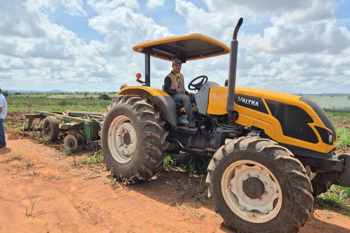 Programa amplia ações com apoio técnico a 200 produtores de abacaxi em Arapiraca