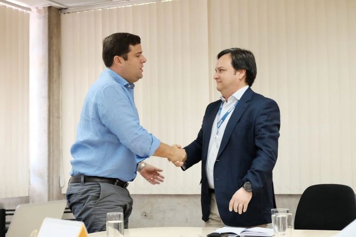 Marcelo Palmeira discute quedas de energia com presidente da Equatorial