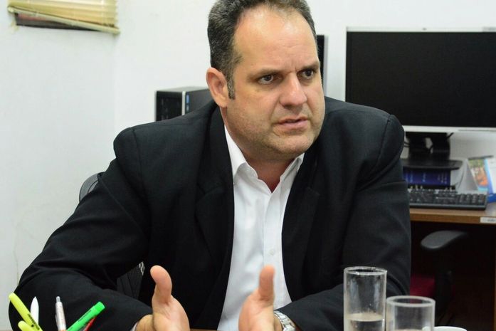 Israel Lessa.