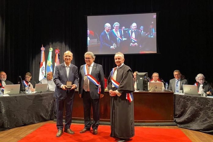 Tribunal Regional do Trabalho homenageia Prefeito Ronaldo Lopes