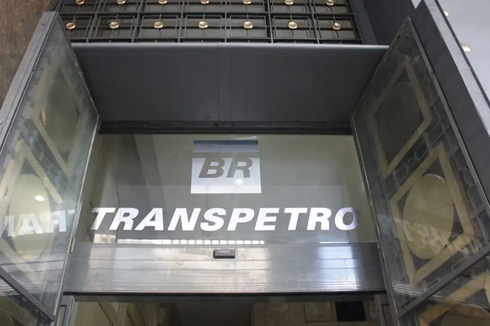 Transpetro abre concurso público com salário inicial de até R$ 15 mil