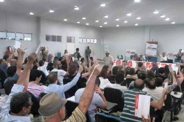 Votação ocorreu no campus da Ufal, em Maceió
