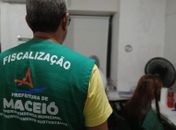 Alurb fiscaliza comércios e orienta sobre destinação correta do lixo