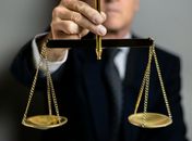 Magistrados – pobrezinhos! – querem fazer greve para melhorar os baixos salários