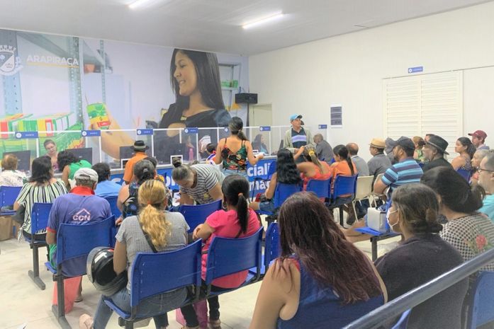 Após inauguração, Central de Regulação de medicamentos atende em um só dia 350 usuários em Arapiraca