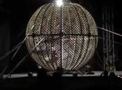 Homem é detido por populares e trancado em ‘globo da morte’ após invadir circo em Penedo