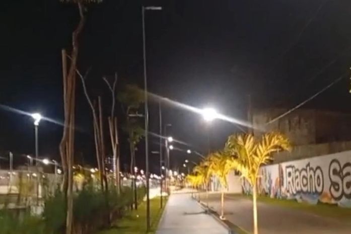 Furto de 400 metros de cabos apaga cinco postes no Renasce Salgadinho