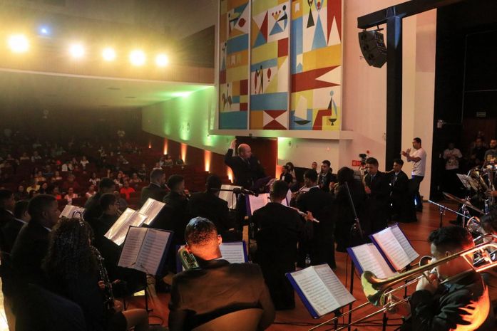 Solenidade de abertura do Circuito Penedo de Cinema é realizada sob forte emoção, banhada de música e memória