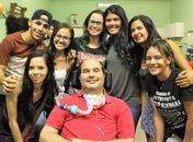 Portador de ELA palestra para universitários