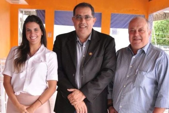 Prefeito diz que filha vai disputar vaga de federal pelo PRTB