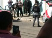 Bandidos se entregaram após manter família refém em assalto