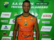 Zagueiro, Cosmo Alagoano, chega para suprir a ausência de Edson Veneno que passou por cirurgia