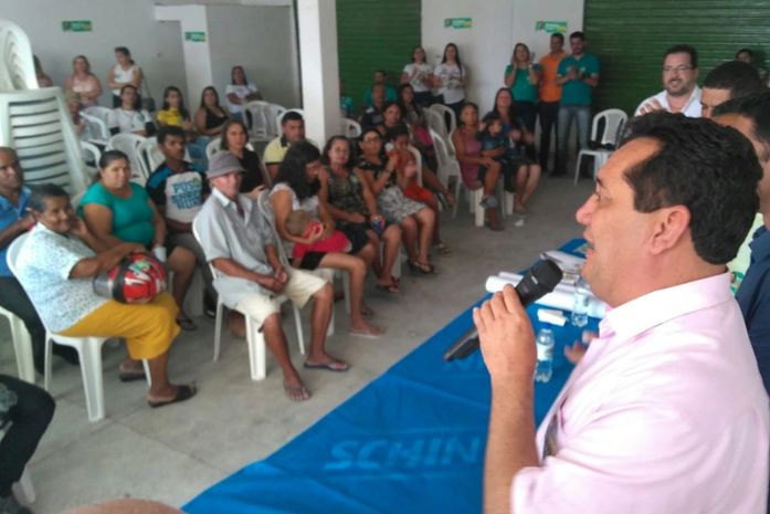 Severino Pessoa defende melhorias no abastecimento d'água em visita ao Sertão