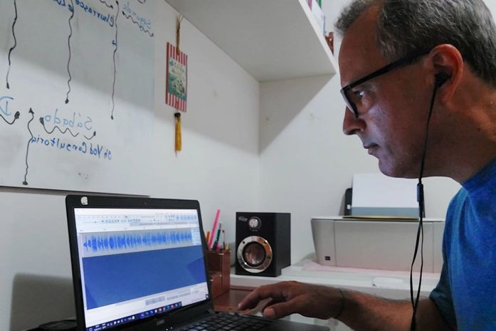 Escola desenvolve podcast como atividade pedagógica para ensino religioso