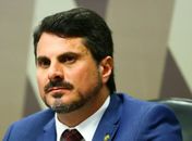 Moraes suspende uso de tornozeleira pelo senador Marcos do Val