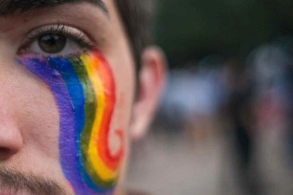 Mataram a Jasmine, transexual, preta, aos 20 anos. Foi com arma branca. - Cada Minuto