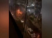 Vídeo mostra momento em que poste entra em curto-circuito na Ponta Verde, em Maceió