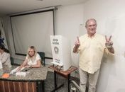 Ciro Gomes vota em Fortaleza