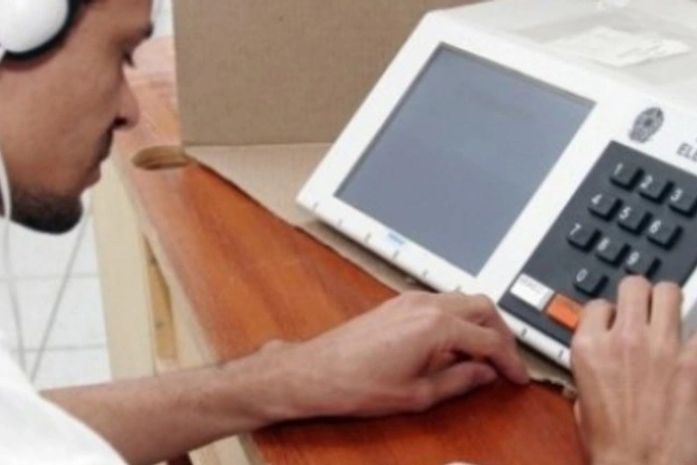 Recurso permite sintetização de voz, tecnologia que transforma texto em som e simula como se a máquina fizesse o papel de uma pessoa lendo o conteúdo de algum documento.