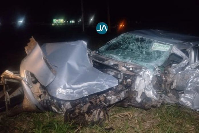 Motorista perde o controle da direção e morre ao colidir com estrutura de ferro, na AL-220