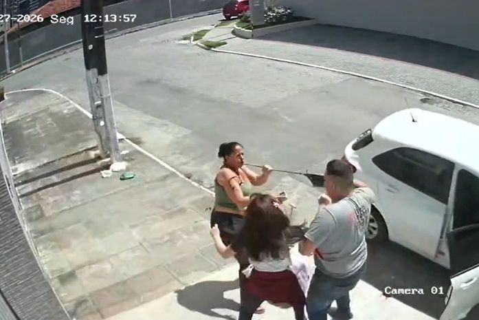 Vídeo: Moradores da Gruta cobram reforço no policiamento e revitalização de praça após onda de assaltos