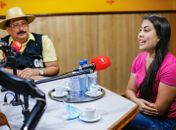 Gilberto e Gabriela Gonçalves concedem entrevistas em Arapiraca e falam sobre seu trabalho para os ouvintes do agreste alagoano