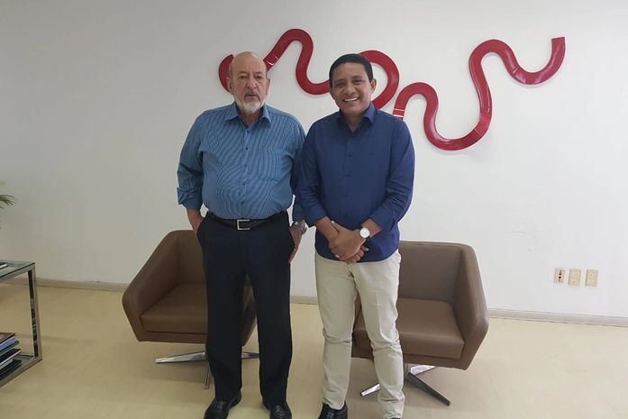 Prefeito Júlio discute fortalecimento da cadeia produtiva com presidente do FIEA, em Maceió