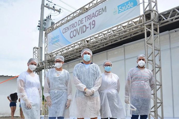 Secretaria Municipal de Saúde de Delmiro Gouveia, recebe mais 972 doses da vacina contra a COVID-19 e inicia o agendamento para pessoas com 33 anos ou mais