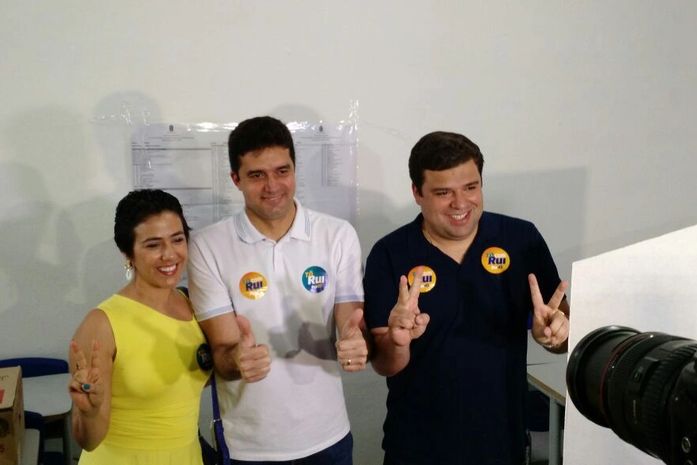 Rui esquece ataques, lembra de propostas e acredita em vitória no primeiro turno