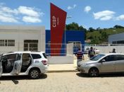 Homem é preso após ser flagrado com armas de fogo em Cajueiro