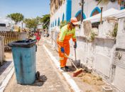 Serviços de limpeza em cemitérios públicos da capital são intensificados