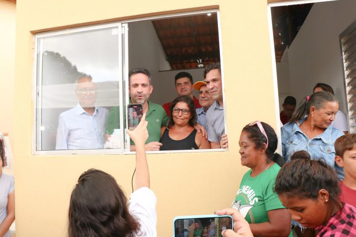 Até agora mais de mil pessoas já receberam algum benefício habitacional com o Programa Vida Nova na Sua Casa