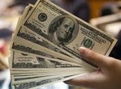 Dólar sobe e bolsa cai no dia seguinte a manifestações