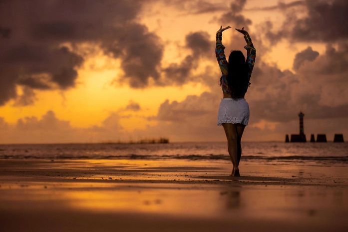 Com Maceió na história, Mariah Morais lança livro "Depois do Depois" nesta quinta (18)