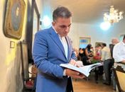 Livro retrata novo momento de Pilar; “Não é mágica, nem milagre”, diz autora