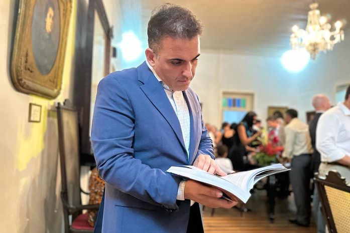 Livro retrata novo momento de Pilar; “Não é mágica, nem milagre”, diz autora
