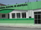 Legislativo de Arapiraca elegeu 17 vereadores mas estaria pagando 18 