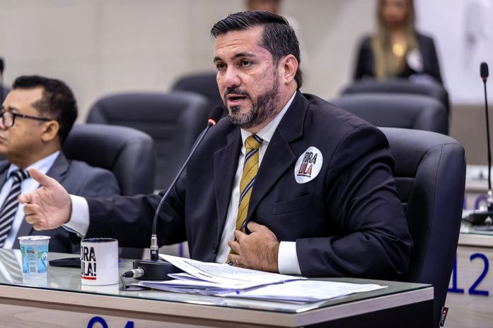 Leonardo Dias apresenta Projeto de Lei que autoriza criação de “Bolsa Enxoval”, em Maceió