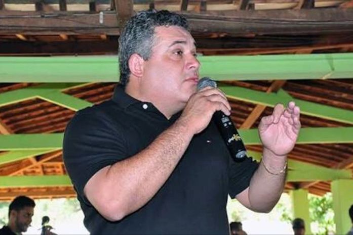 Ex-prefeito James Ribeiro