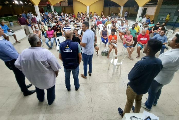 Feirantes do Mercado do Benedito Bentes devem ser beneficiados com linha de crédito