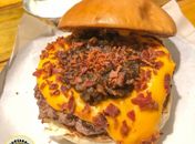 Boteco e hamburgueria, tem combinação melhor?