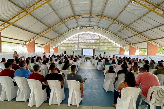 Volta às aulas: Educação de Anadia promove encontro formativo