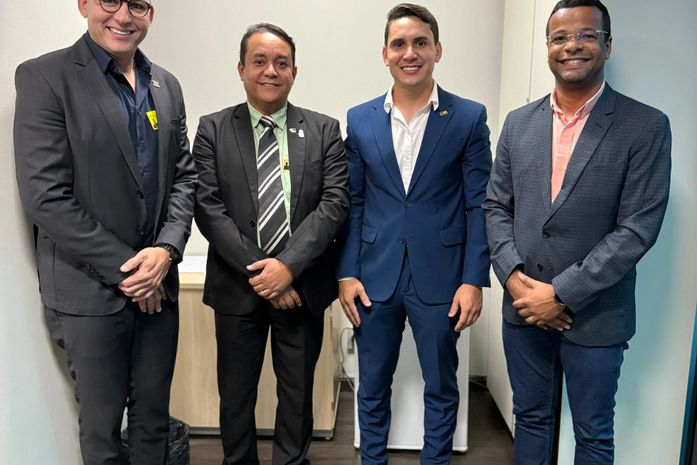 Vice-presidente do Conasems participa da Marcha dos Prefeitos em Brasília