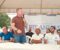 Marx Beltrão e Tiago Freitas celebram novo Espaço Esportivo Comunitário na Vila Sergipe, em Piranhas