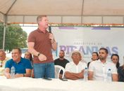 Marx Beltrão e Tiago Freitas celebram novo Espaço Esportivo Comunitário na Vila Sergipe, em Piranhas