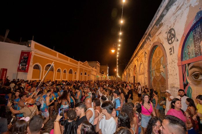 Jaraguá Folia promete arrastar milhares de foliões pelo bairro histórico nesta sexta