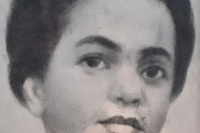 Para às crianças, emocionalmente, sobreviventes em muitas e tantas mulheres pretas, igualzinhas a essa ativista